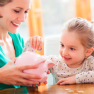 In Italy, children receive gifts of money from their relatives in New Year’s.